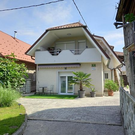 Stara Jezica Apartments With Wifi Liubliana Exterior foto